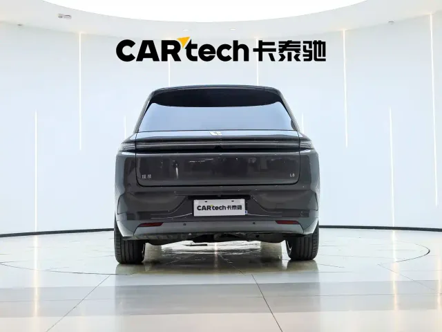 Li Auto L8 — Фото автомобиля 5