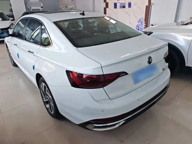 Volkswagen Sagitar — Фото автомобиля 4