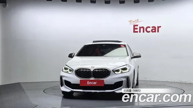 BMW 1 Series F40 — Фото автомобиля 3