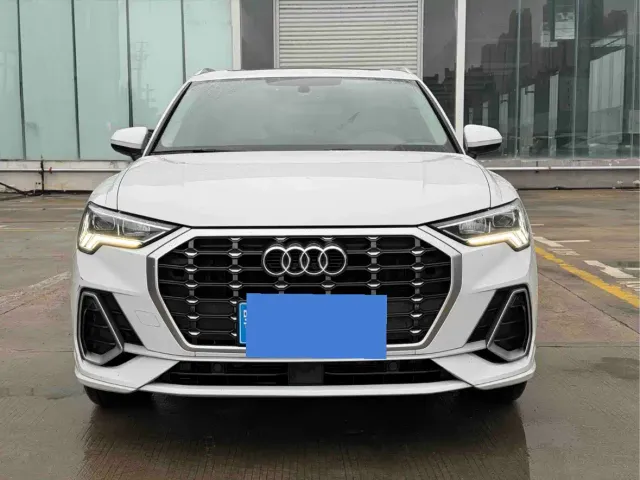 Audi Q3 — Фото автомобиля 2