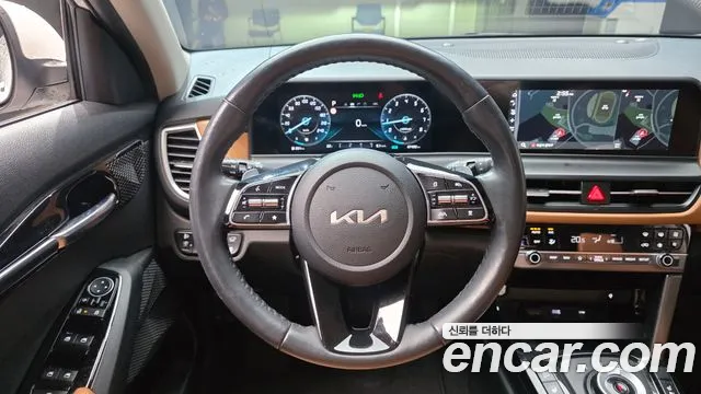 Kia Seltos — Фото автомобиля 19