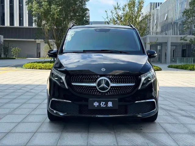 Mercedes-Benz V-Class — Фото автомобиля 2