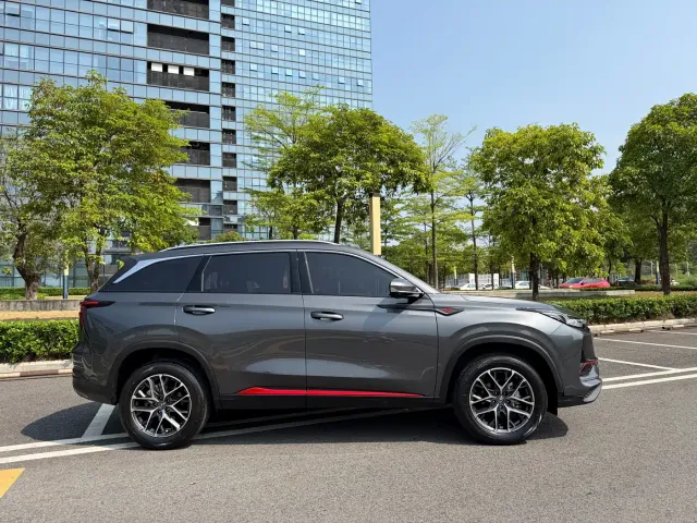 Changan CS75 Plus — Фото автомобиля 7