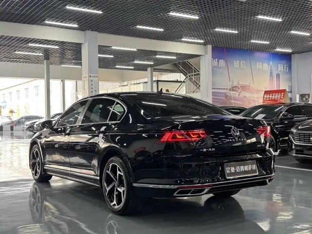 Volkswagen Magotan — Фото автомобиля 7
