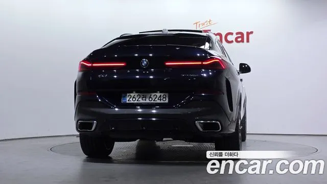 BMW X6 xDrive40i M Sport — Фото автомобиля 4