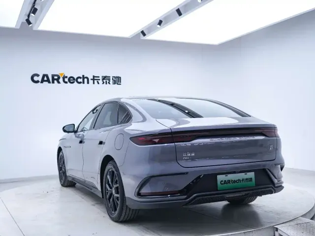 BYD Han — Фото автомобиля 18