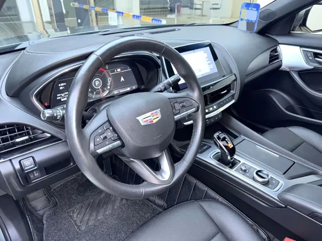 Cadillac CT5 — Фото автомобиля 8