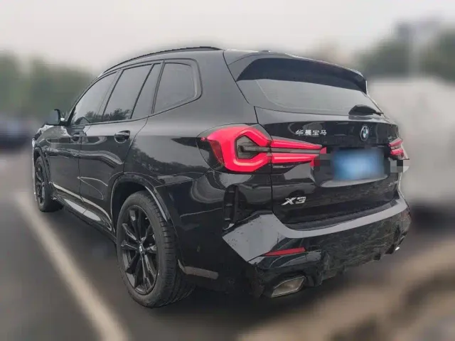 BMW X3 — Фото автомобиля 4