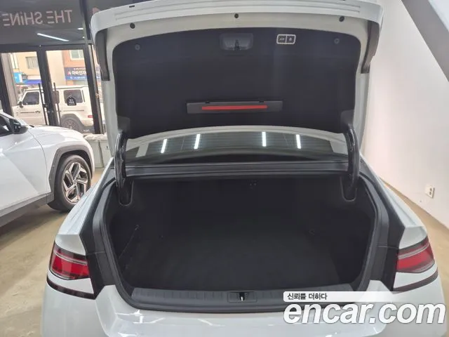Genesis G90 RS4 — Фото автомобиля 16