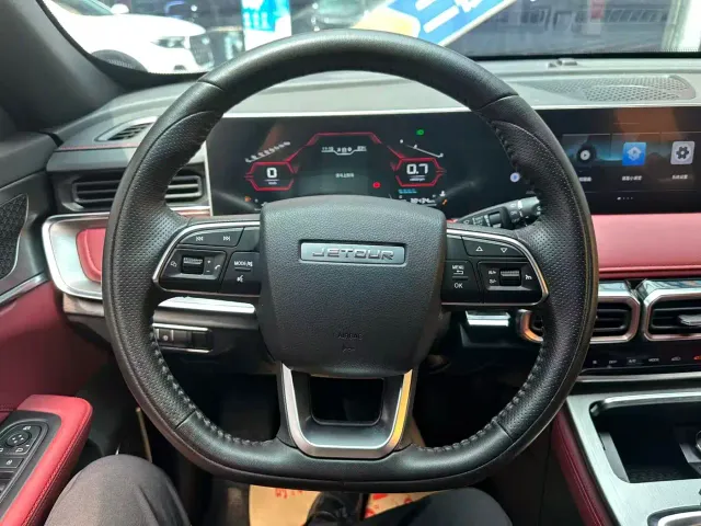 Jetour X70 Plus — Фото автомобиля 11