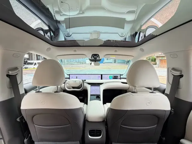 IM Motors LS6 — Фото автомобиля 8
