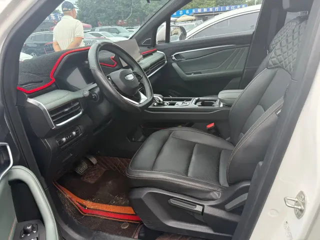 Geely Haoyue L — Фото автомобиля 5