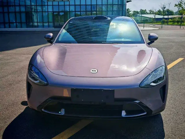 Xiaomi SU7 — Фото автомобиля 2