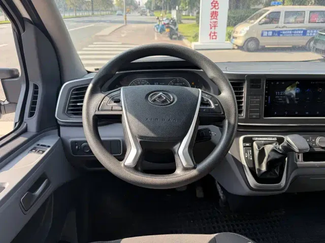 Maxus Xintu V80 — Фото автомобиля 13