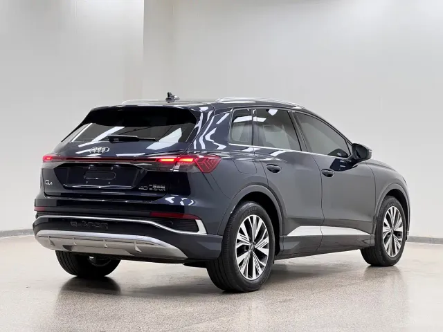 Audi Q4 e-tron — Фото автомобиля 6