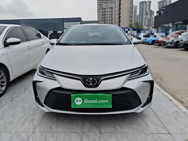Toyota Corolla — Фото автомобиля 2