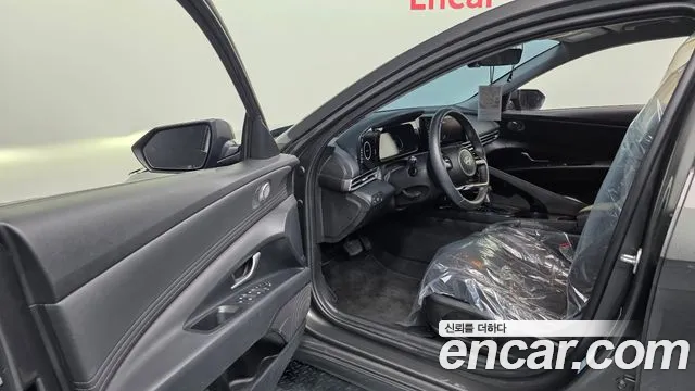 Hyundai Avante CN7 — Фото автомобиля 10