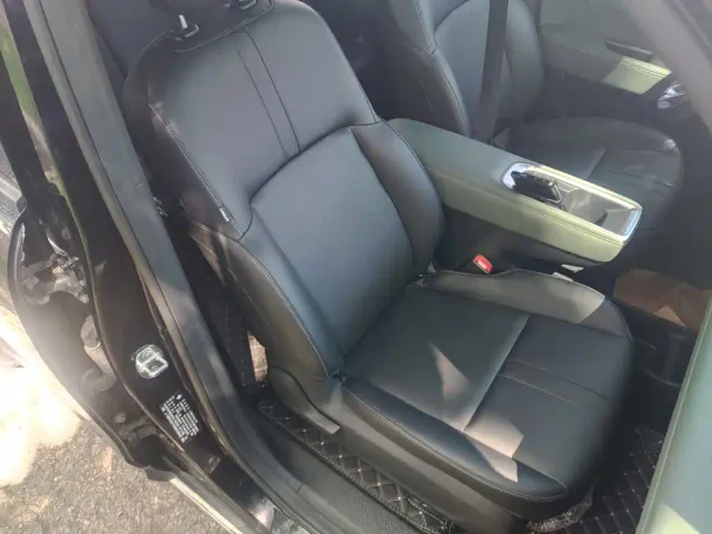 Baojun Yep Plus — Фото автомобиля 24