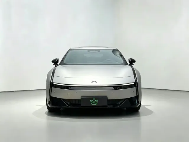 Xpeng P7 — Фото автомобиля 2