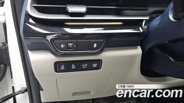 Kia Canival Новый Carnival 4 поколение HEV 9 мест Signature — Фото автомобиля 30