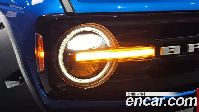 Ford Bronco — Фото автомобиля 22