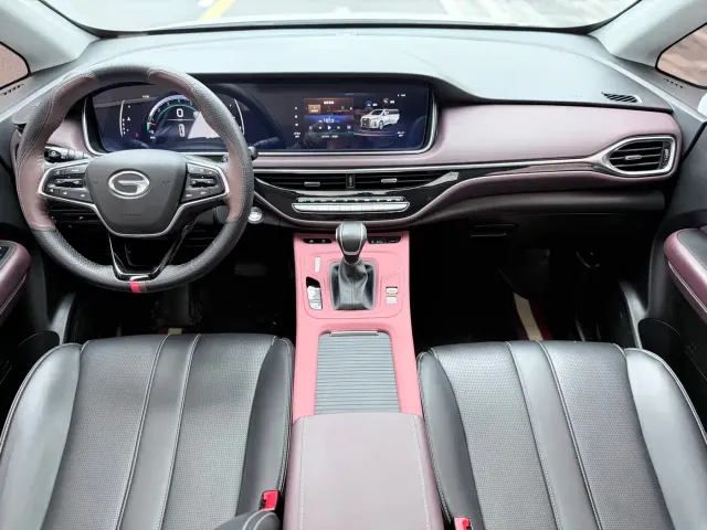 GAC Trumpchi M6 — Фото автомобиля 7