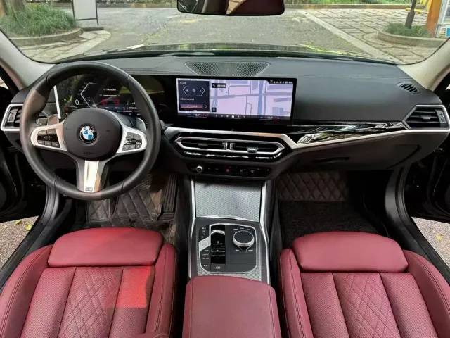 BMW 3 Series — Фото автомобиля 5