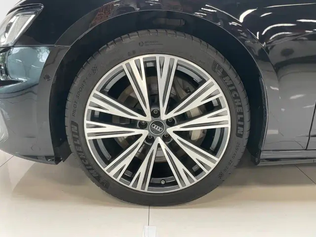 Audi A6L — Фото автомобиля 25