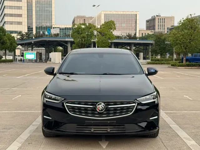 Buick Regal 2021 552T Elite — Фото автомобиля 2