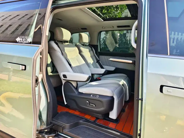 Maxus Dajia 7 — Фото автомобиля 18