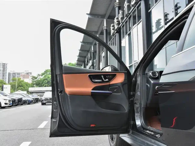 Mercedes-Benz GLC-Class — Фото автомобиля 6