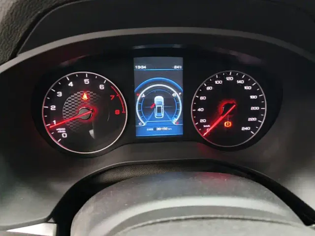 BYD Song — Фото автомобиля 11