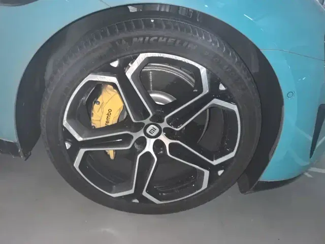 Xiaomi SU7 — Фото автомобиля 6