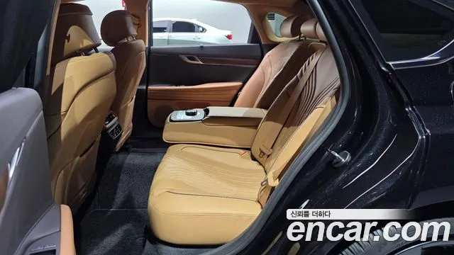 Genesis G80 Бензин 2.5 турбо AWD — Фото автомобиля 11