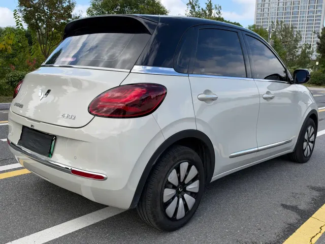 Wuling Bingo — Фото автомобиля 11