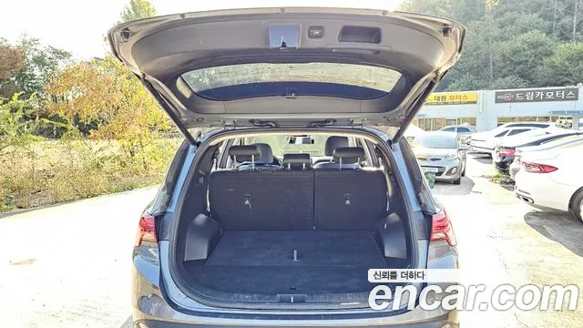 Hyundai Santafe Новый Santa Fe Дизель 2.2 2WD — Фото автомобиля 20