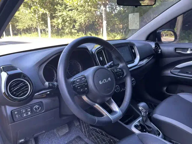 Kia KX1 — Фото автомобиля 11