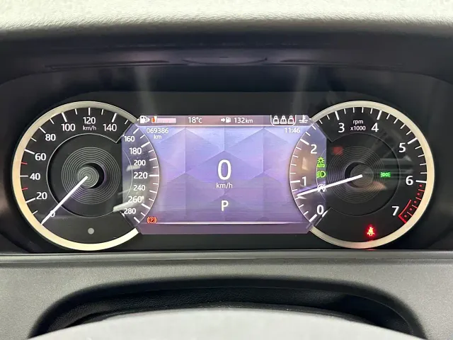 Land Rover Range Rover Velar — Фото автомобиля 18