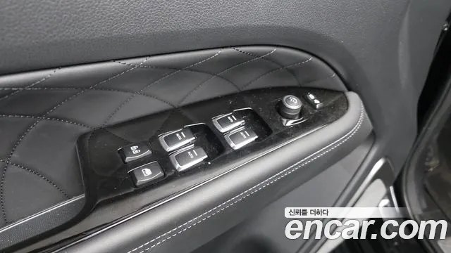 KG_Mobility_Ssangyong Rexton Rexton Arena Дизель 2.2 4WD — Фото автомобиля 30