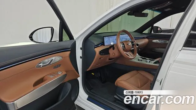 Genesis GV70 — Фото автомобиля 15