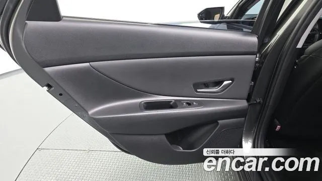 Hyundai Avante CN7 — Фото автомобиля 14