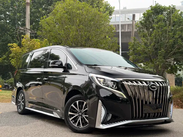 GAC Trumpchi M8 — Фото автомобиля 3