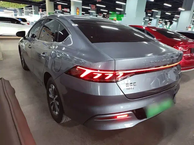 BYD Qin PLUS — Фото автомобиля 4