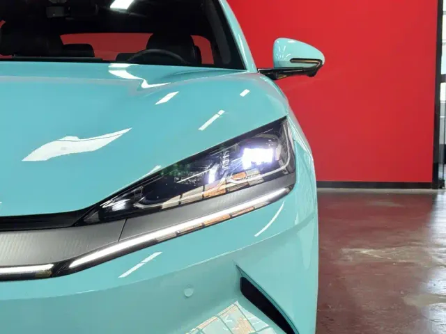 BYD Qin L — Фото автомобиля 11