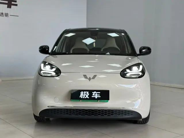 Wuling Bingo — Фото автомобиля 2