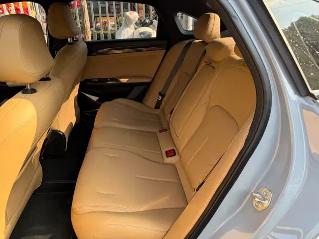 Geely Galaxy L6 — Фото автомобиля 12