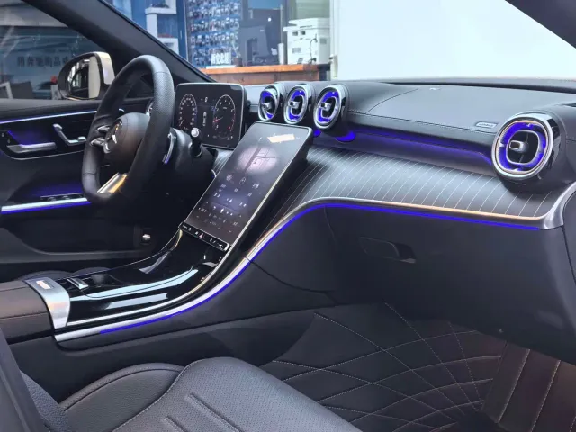 Mercedes-Benz C-Class — Фото автомобиля 10