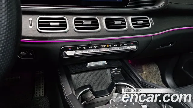 Mercedes-Benz GLE-Class — Фото автомобиля 20