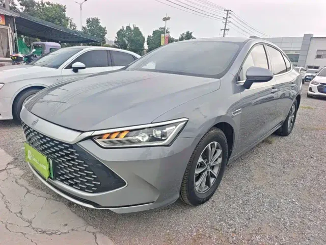 Фотография автомобиля — BYD Qin PLUS