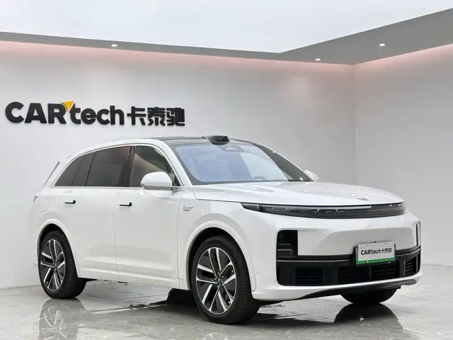 Li Auto L7 — Фото автомобиля 6